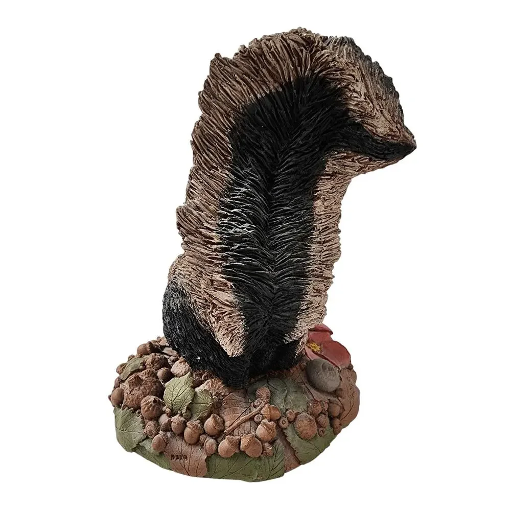 Tim Clark Wolfe Collectable Figurine Skunk "Madelyn" 1991 #26 Resin - Picture 4 of 6